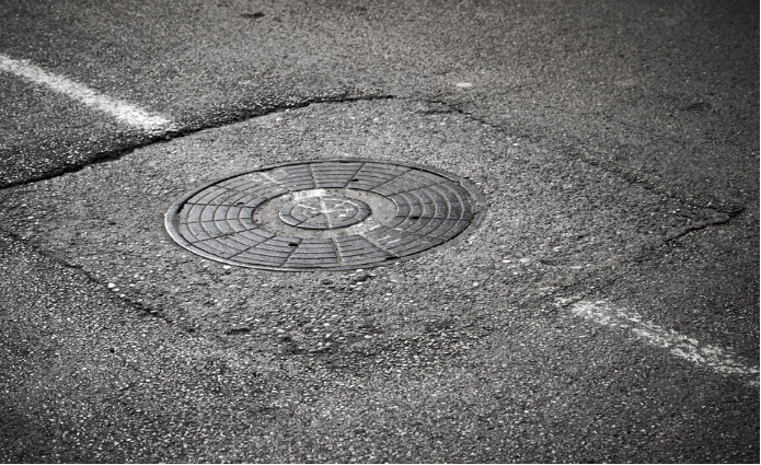 城市井蓋異常預(yù)警，井蓋位移傳感器作用一覽(圖1)